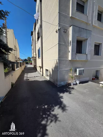 Batajnica | 4zida.rs