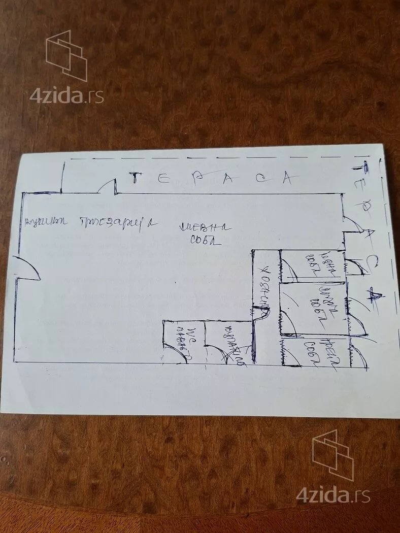 Troiposoban stan | 4zida