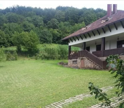 Niška Banja | 4zida.rs