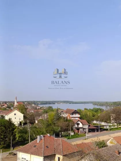 Stari Banovci | 4zida.rs