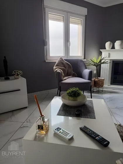 Vojvode Vlahovića | 4zida.rs