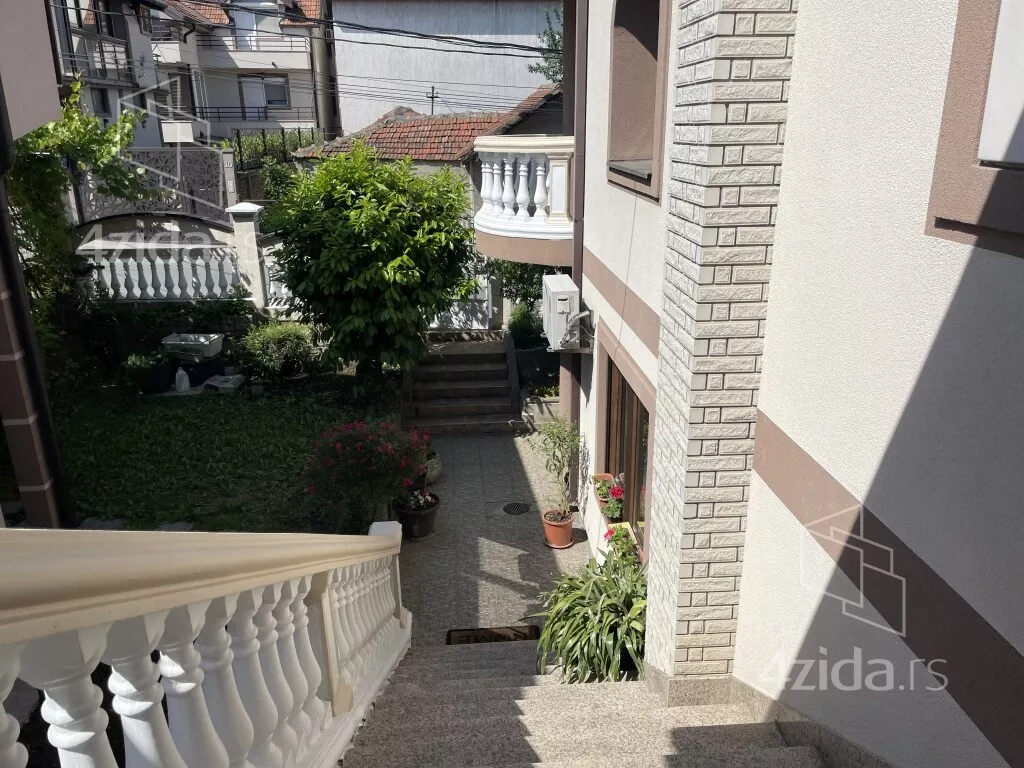 6-etažna kuća | 4zida