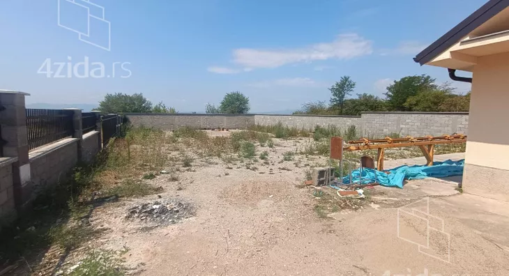 Građevinsko zemljište | 4zida
