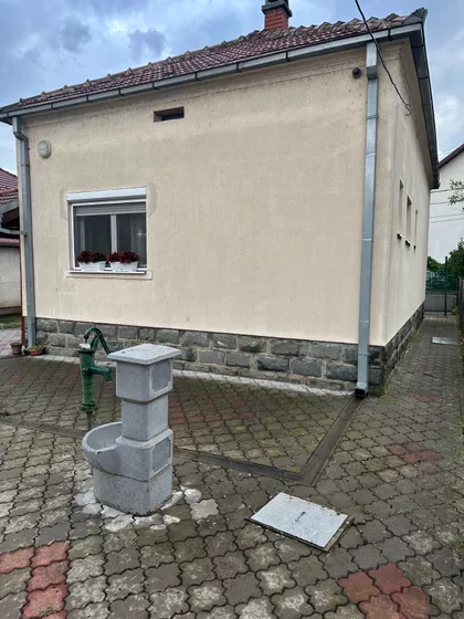 Sremska | 4zida.rs