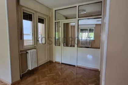 Hadži Ruvimova | 4zida.rs