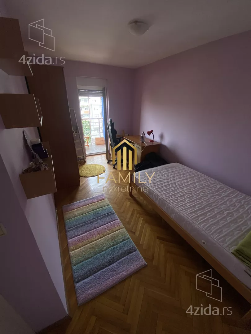 Troiposoban stan | 4zida