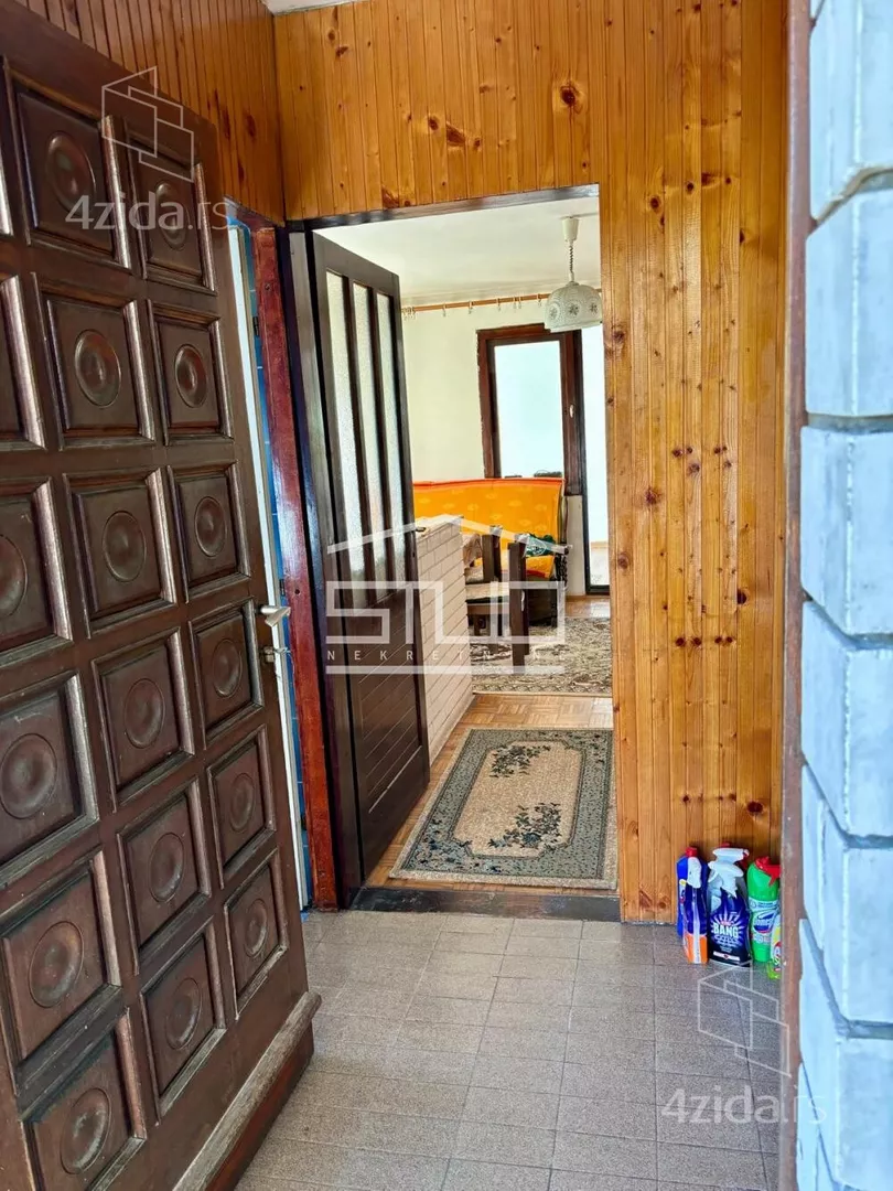 3-etažna kuća | 4zida