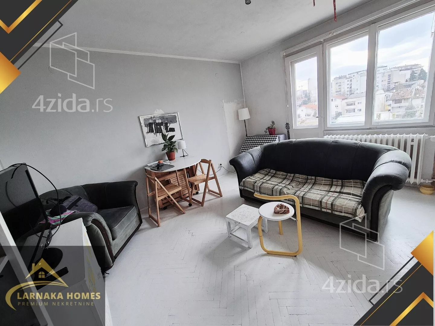 Jednoiposoban stan | 4zida