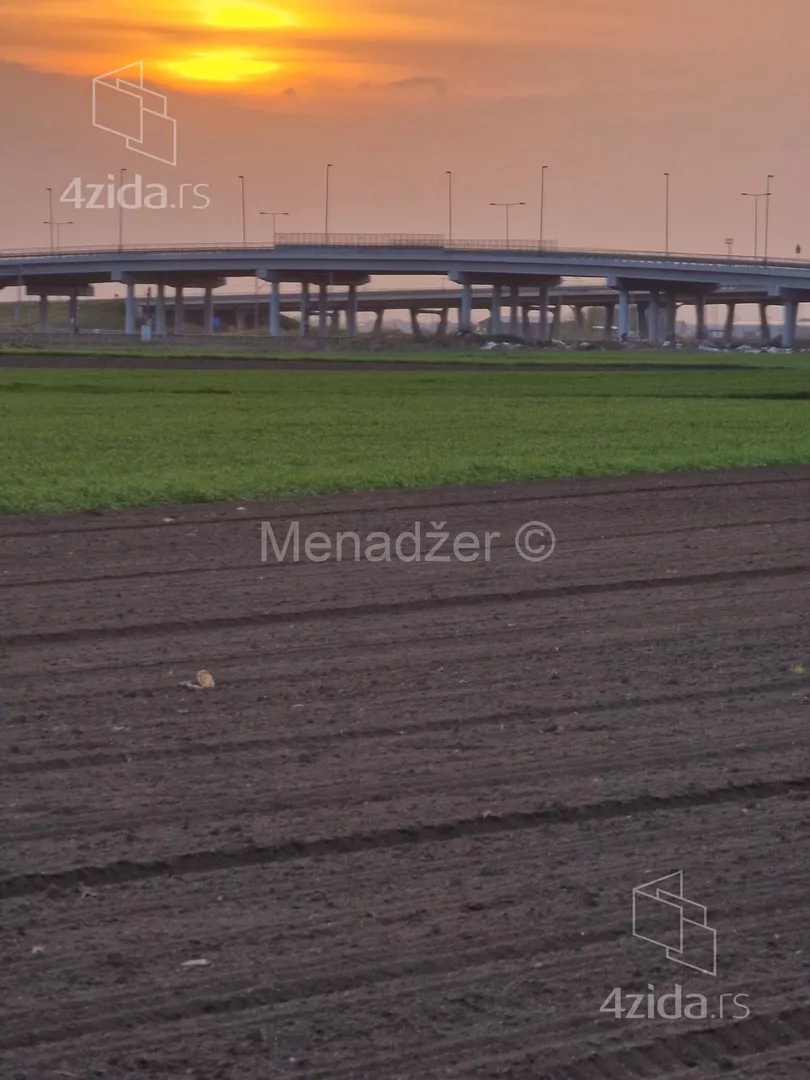 Plac | 4zida