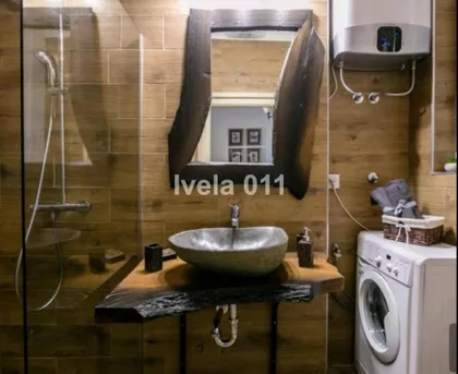 Džordža Vašingtona | 4zida.rs