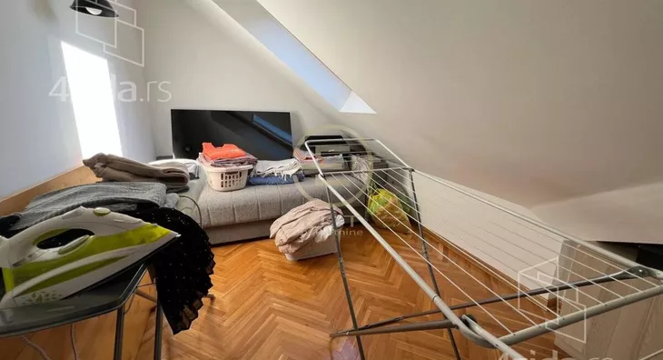 Četvoroiposoban stan | 4zida