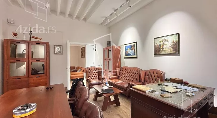 Petoiposoban stan | 4zida