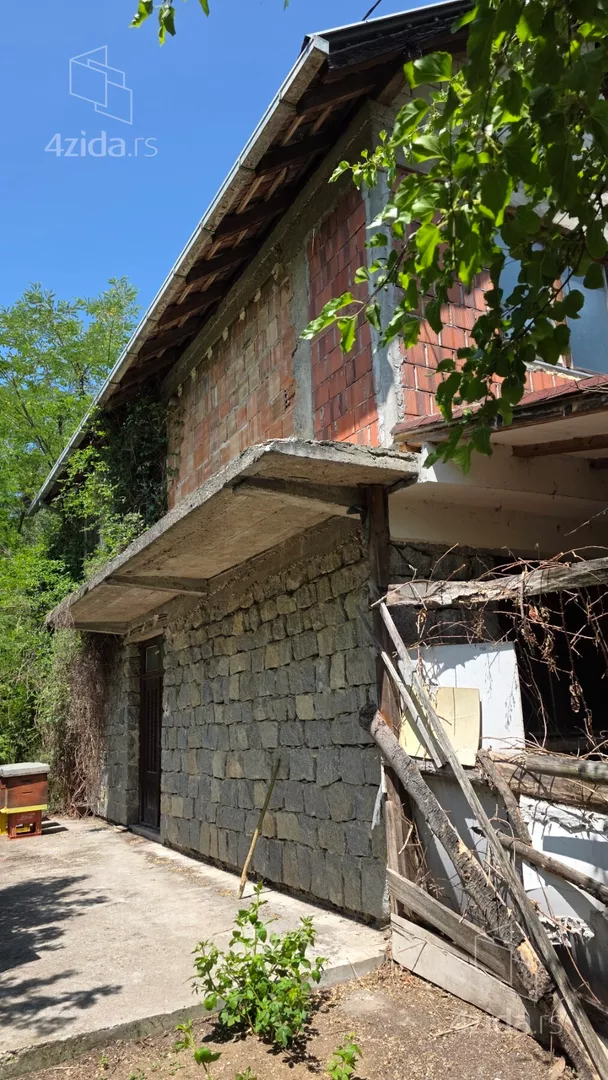 3-etažna kuća | 4zida