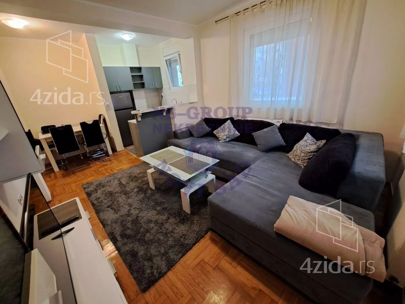 Dvoiposoban stan | 4zida