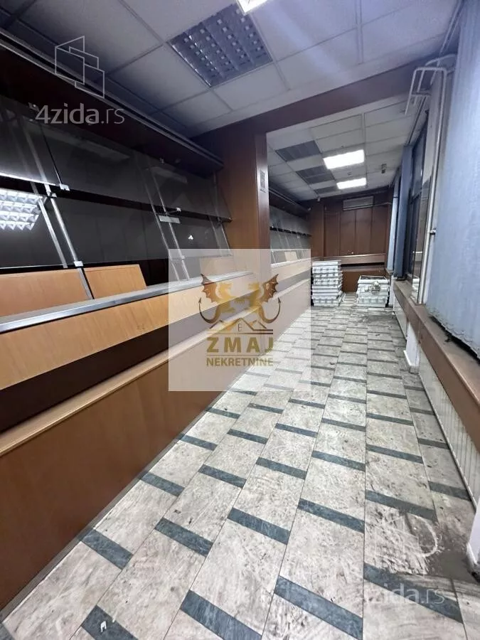Poslovni prostor | 4zida