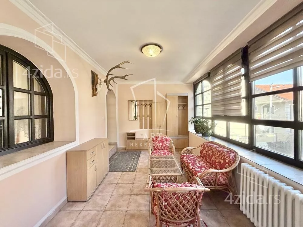 3-etažna kuća | 4zida