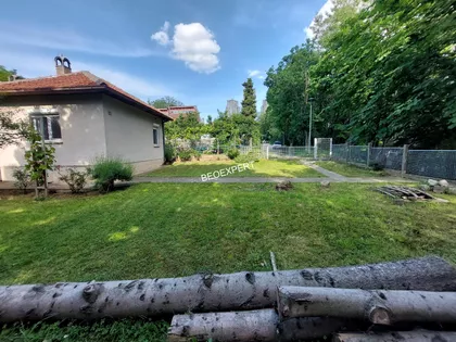 Konjarnik (Voždovački deo) | 4zida.rs