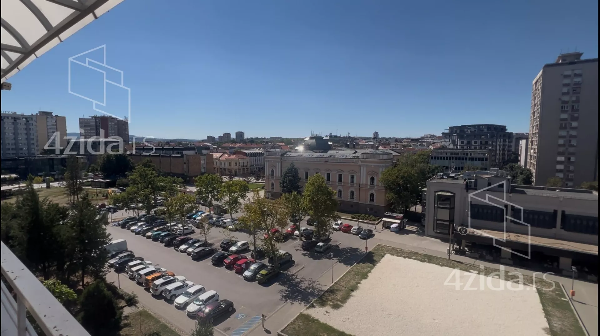 Poslovni prostor | 4zida