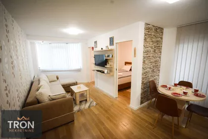 Nemanjina | 4zida.rs