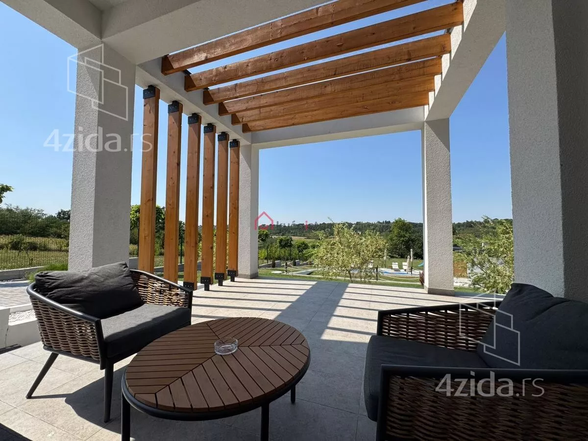 Kuća | 4zida