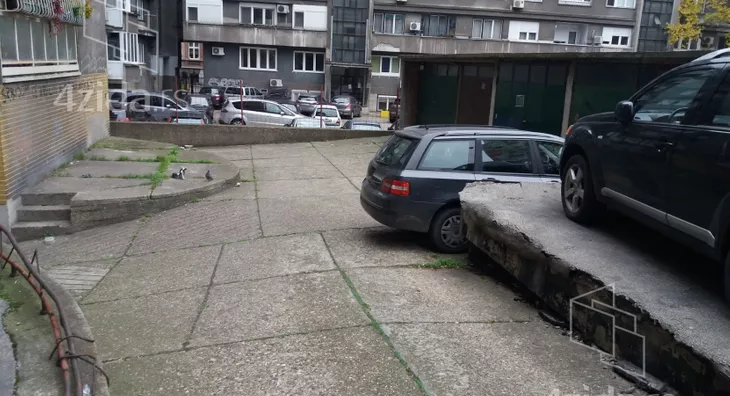 Garaža | 4zida