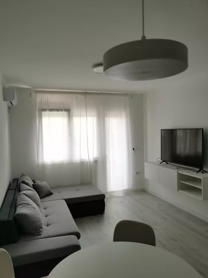 Stevice Jovanovića 28 | 4zida.rs