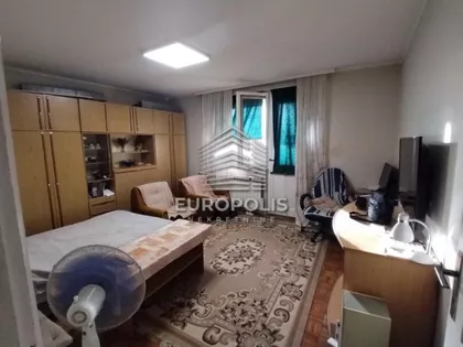 Zemun Polje | 4zida.rs