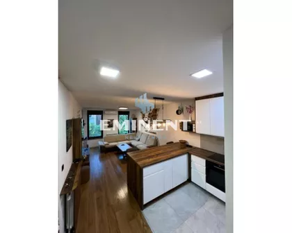 22. oktobra | 4zida.rs