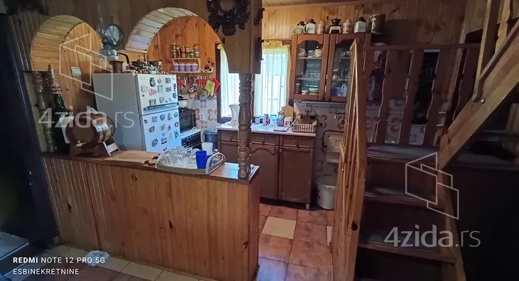 3-etažna kuća | 4zida