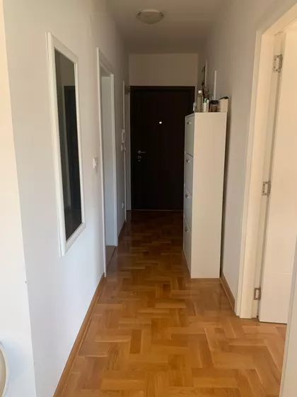 Milorada Ćirića 33 | 4zida.rs