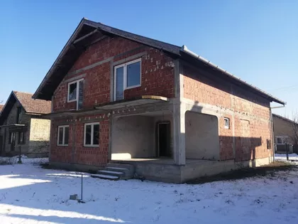 Mali Bajmok | 4zida.rs