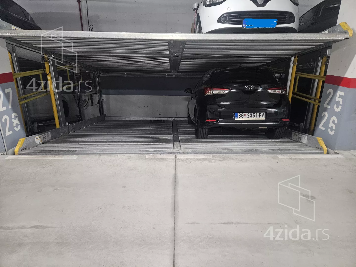 Garaža | 4zida