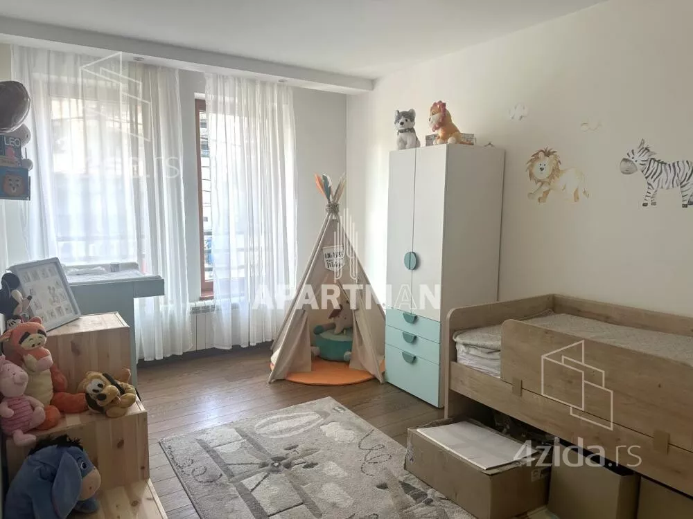 Četvoroiposoban stan | 4zida