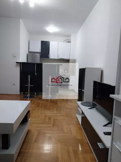 Bulevar Patrijarha Pavla (Somborski Bulevar) | 4zida.rs
