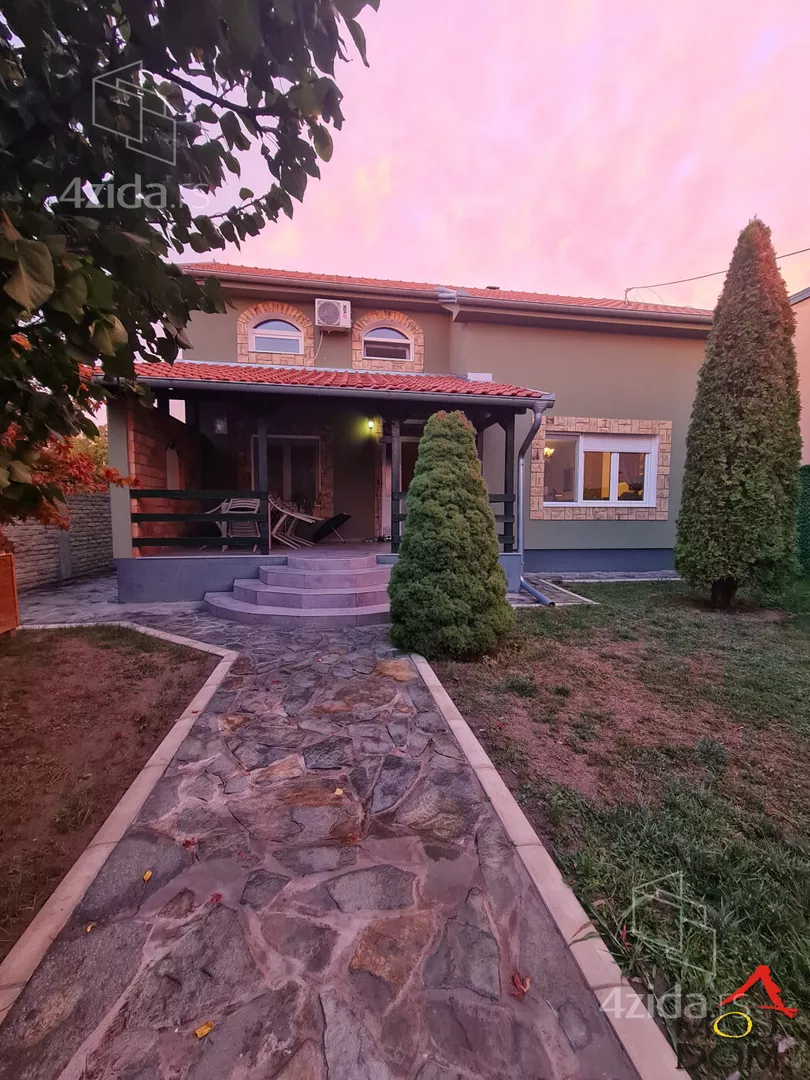 Kuća | 4zida