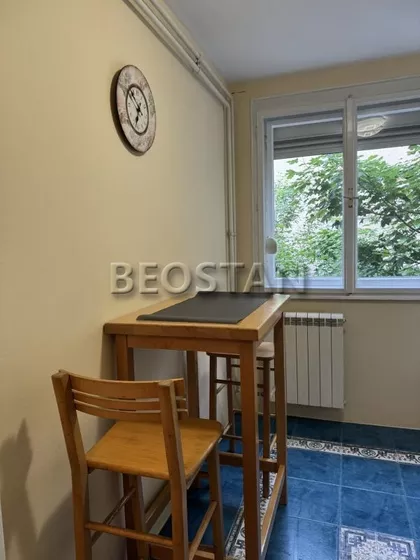 Majke Jevrosime | 4zida.rs