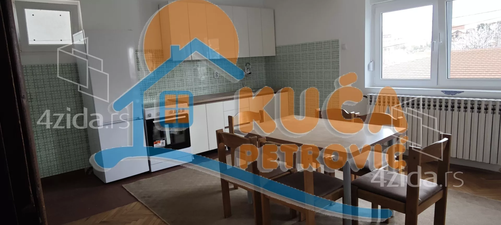 Troiposoban stan | 4zida