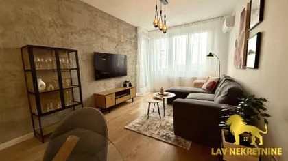 HEROJA PINKIJA | 4zida.rs