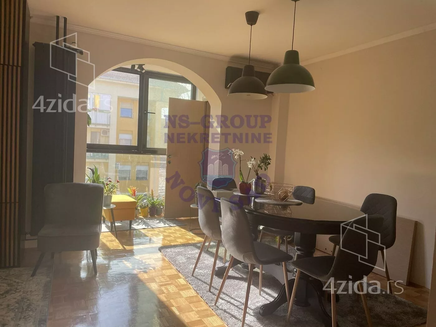 Dvoiposoban stan | 4zida