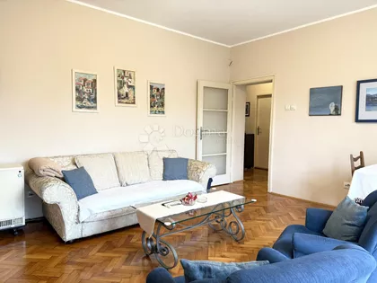 Gospodara Vučića | 4zida.rs