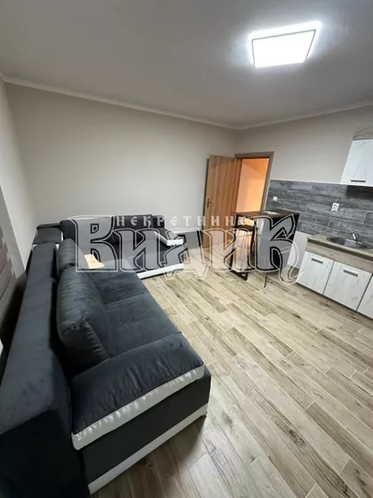 Žanke Stokić | 4zida.rs