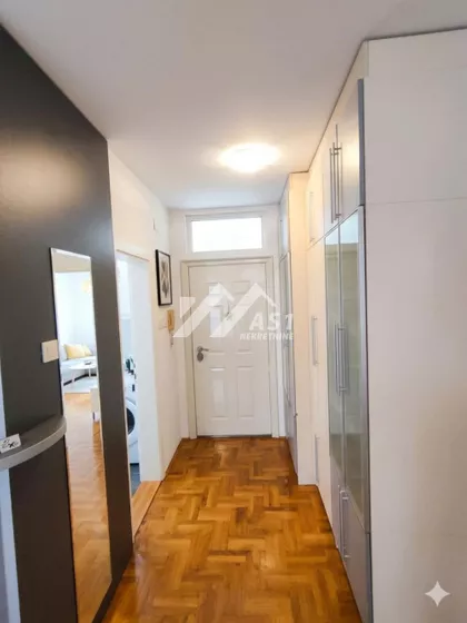 Braće Ribnikar | 4zida.rs