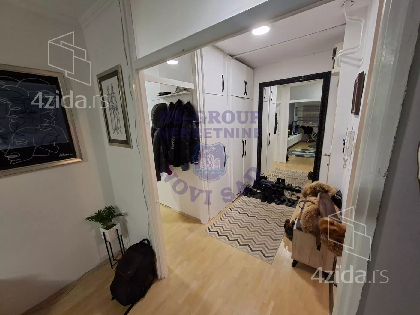 Troiposoban stan | 4zida