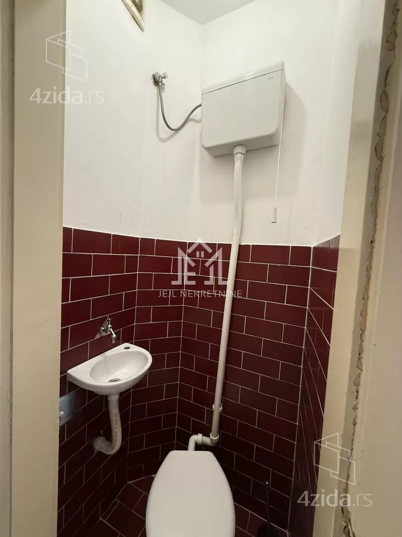 Fotografija stana 14 od 25