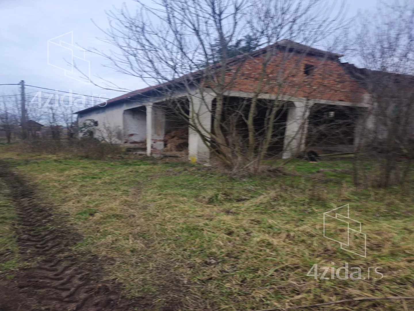 Građevinsko zemljište | 4zida