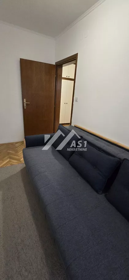 Jožefa Marčoka | 4zida.rs