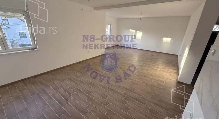 Četvoroiposoban stan | 4zida