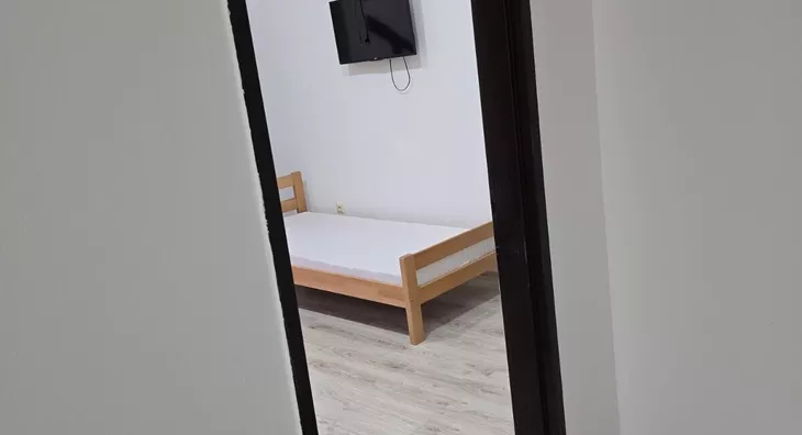 Šestosoban stan | 4zida