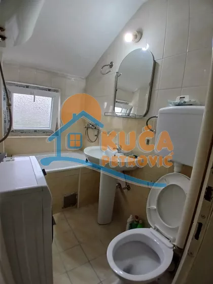 Trg Pavla Stojkovića | 4zida.rs