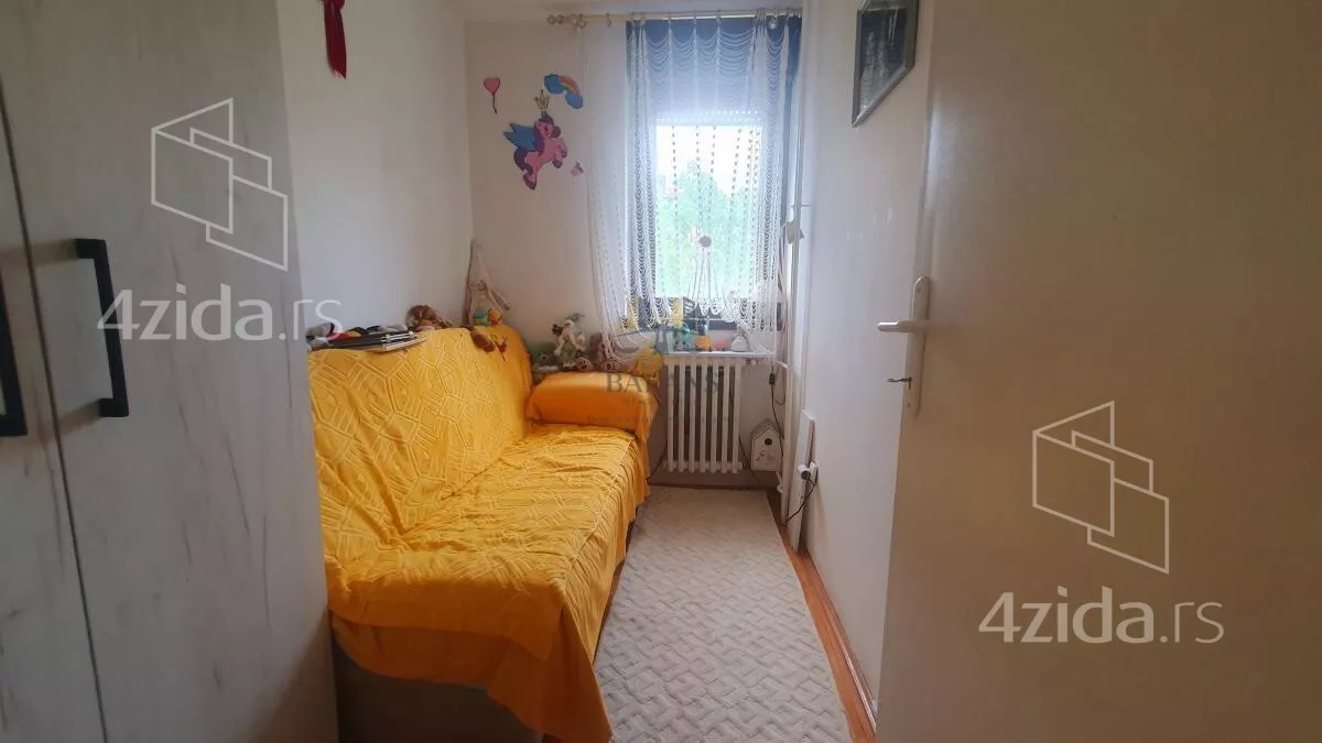 Petosoban stan | 4zida